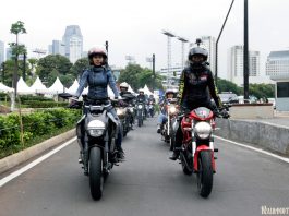 Aksi Lady Bikers Sunset Ride to IIMS Motobike Expo 2019 Lady bikers sunset ride