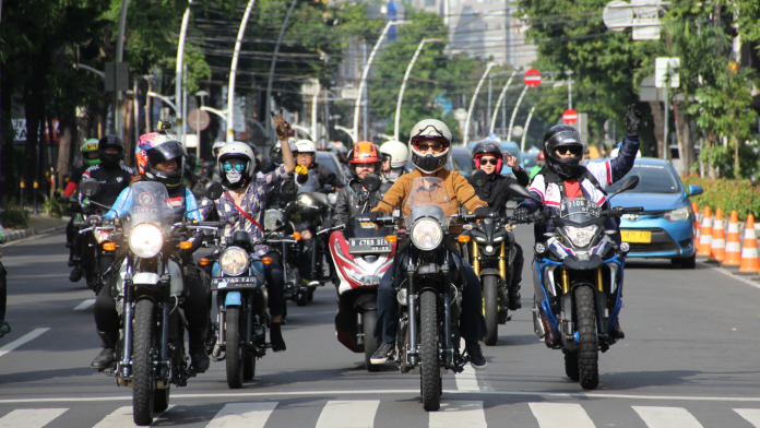 Pemotor Wanita Royal Enfield