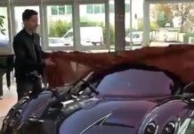 Pensiun, Lorenzo Beli Mobil Mewah Pagani Huayra Roadster Lorenzo membeli Mobil Mewah