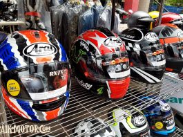 Diskon Helm Arai dan Sarung Tangan Balap Taichi di Seri Perdana Indoclub Championship 2020 memilih helm berkualitas