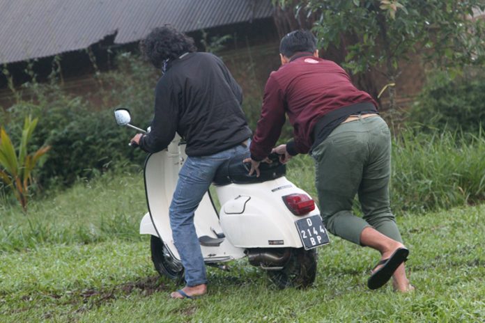 Vespa 2 Tak Bekas