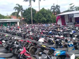 Jokowi Beri Kelonggaran 1 Tahun Bayar Cicilan Kredit Motor Tukang Ojek relaksasi kredit kendaraan