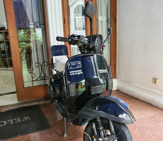 Ini Dia Vespa PX200 Seharga Avanza, Yuk Intip Speknya PX200 Seharga Avanza