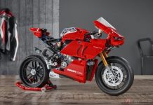 Lucu Banget! Ducati Panigale V4 R Dikreasikan dari Kerja Sama Ducati dan Lego lego panigale