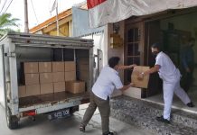 AHM Salurkan 990 Paket Sembako dan Bahan Sanitasi ke Masyarakat Sekitar AHM Salurkan 990 paket sembako