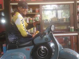 Pria Ini Punya Hobi Unik Mengoleksi Oli Jadul Oli Jadul
