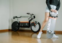 Katalis EV.500: Modifikasi Motor Listrik Selis Garuda dengan Konsep Retro-Modern katalis modifikasi