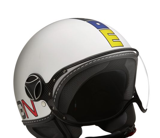 Helm Momodesign Berubah Warna dan Klasik Jadi Model Baru Andalan Helm Momodesign Berubah Warna