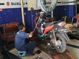 Peduli Banjir, Suzuki Gratiskan Biaya Pemeriksaan Motor untuk Konsumen Jabodetabek Bengkel Resmi Suzuki