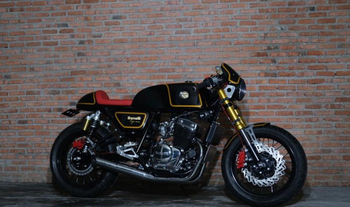 patagonian cafe racer