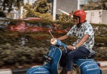 Kisah Vespa Sprint Blue Peacock Milik Jujuk Margono, Warna Langka