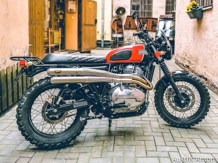 Royal Enfield Twin Scrambler dari Latvia