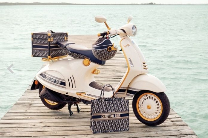 Vespa 946 Christian Dior