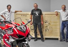Unit Pertama Ducati Superleggera V4 Diserahkan, Owner Diajak Keliling Pabrik Unit Pertama Ducati Superleggera