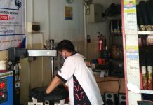 Bersihkan Mesin dengan Servis Cepat di Planet Ban, Tak Bongkar Mesin Servis Cepat di Planet