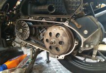 Skuter Matik Jangan Direm Sambil Gas Dipelintir, ini Akibatnya