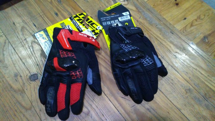 gloves RS Taichi