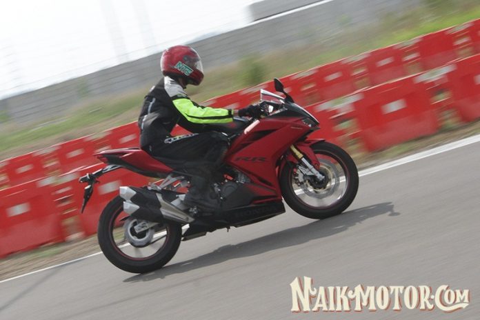 first ride Honda CBR250RR