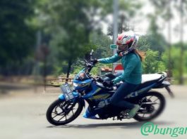 Bunga, Rider Cantik yang Hobinya Touring dan Speed Holic Bunga rider cantik