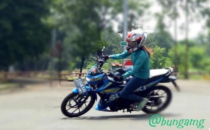 Bunga rider cantik