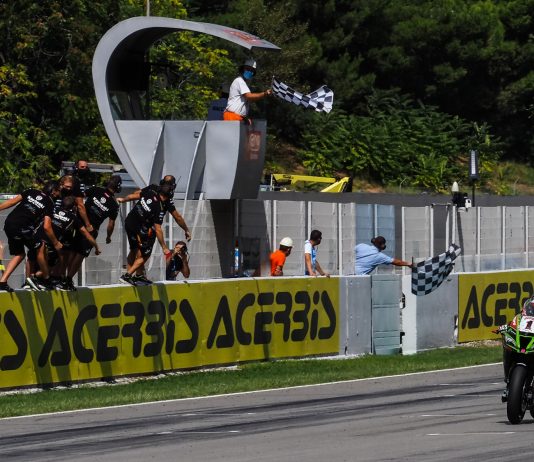 Race1 WorldSBK 2020 Katalunya, Rea Semakin Jauh di Klasemen Race1 WorldSBK 2020 Katalunya