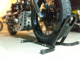 Wheel Chock Paddock Stand Bikinan Gator Bisa Buat Semua Motor