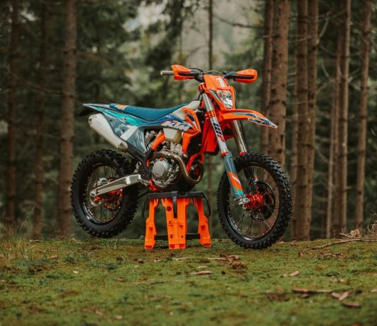 Eksklusif! KTM 350 EXC-F WESS 2021 Gunakan Suspensi Udara Pertama Kalinya KTM 350 EXC-F WESS