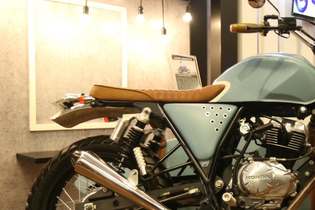 Modifikasi Jok Motor yang Nyaman dan Tetap Aman, ini Langkahnya