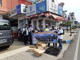 HUT Ke-3 ROC Bagikan 1.000 Masker Gratis