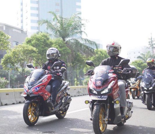 AHJ City Riding Sekitar Jakarta untuk Bangkitkan Semangat Lawan Corona AHJ City Riding
