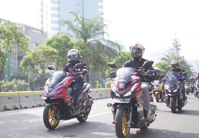 AHJ City Riding Sekitar Jakarta untuk Bangkitkan Semangat Lawan Corona