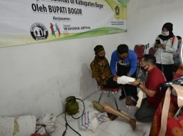 Yayasan Wahana Artha Donasikan Kaki dan Tangan Palsu di Bogor YWA Donasikan Kaki