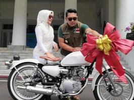 Begini Modifikasi W175 Hadiah Ulang Tahun Pernikahan Ridwan Kamil untuk Istrinya Motor Kustom Ridwan Kamil