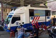 Di sini Bikin dan Perpanjang SIM Wajib Pakai uang Elektronik Bikin atau Perpanjang SIM