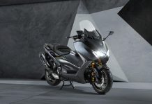 Edisi Khusus Yamaha TMAX 560 2021 20th Anniversary Serat Karbon Yamaha TMAX 20th Anniversary