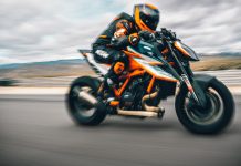 Hypernaked KTM ini Terjual Habis Hanya dalam 48 Menit 1290 Super Duke RR