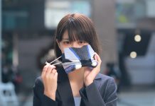 Mencolok dan Modis, Intip Masker YZF-R1M dari Yamaha yang Unik ini Masker Yamaha YZF-R1M