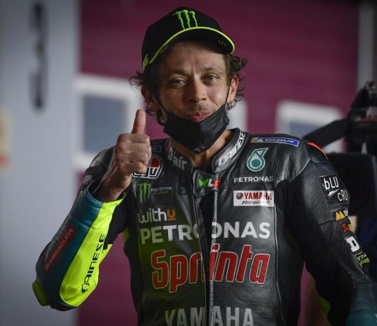 Performa Menurun, Orang Ini Sarankan Valentino Rossi untuk Segera Pensiun Carlo Pernat