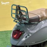 Vespa Primavera Picnic