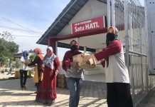 AHM Salurkan 1.144 Paket Bingkisan Lebaran kepada Masyarakat Prasejahtera Paket Bingkisan Lebaran AHM