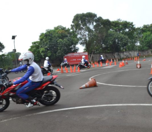 Kedepankan Prokes, Edukasi Safety Riding Wahana Tatap Muka Mulai Menggeliat Edukasi Safety Riding Wahana