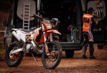KTM 300 EXC TPI Erzbergrodeo 2022, Motor Enduro Lincah yang Ikonik KTM 300 EXC Erzbergrodeo