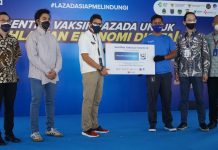 Mas Menteri Dukung Program Vaksinasi Covid-10 Massal yang Digelar Lazada sandiaga uno vaksinasi