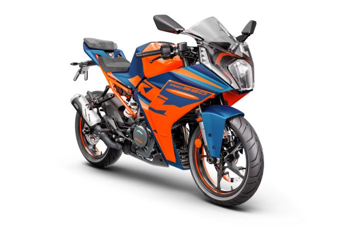 KTM RC390 2021