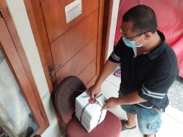 Yayasan AHM Bagikan Ribuan Paket Peduli Isoman ke Warga Paket Peduli Isoman AHM