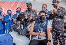 Ikut Vaksinasi Maritim, Sandiaga Uno Terima Vaksin Dosis Kedua Sandiaga Uno Vaksin