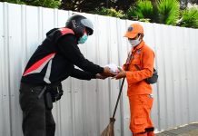 Mubes YLCJ 2021: Sunmori Sambil Berbagi 100 Paket Makanan Mubes YLCJ 2021