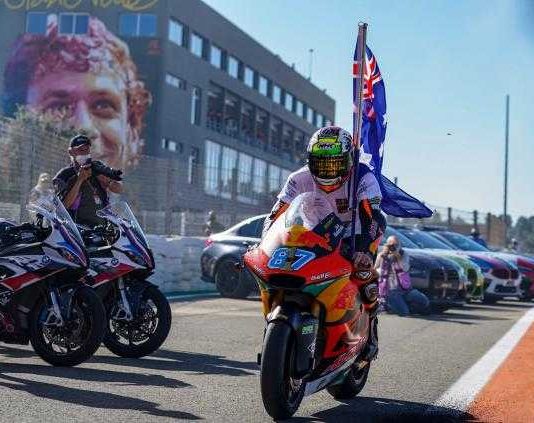 Gardner Juara Dunia, Fernandez Juara Moto2 2021 Valencia Moto2 2021 Valencia