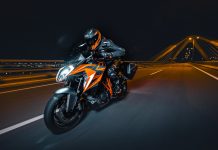 KTM 1290 Super Duke GT 2022, Mengunggulkan Performa yang Tertinggi di Segmennya KTM 1290 GT 2022