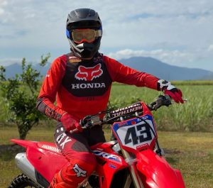 248517359_690854791878093_650016241687641058_n~2 Evans Siap MXGP 2022